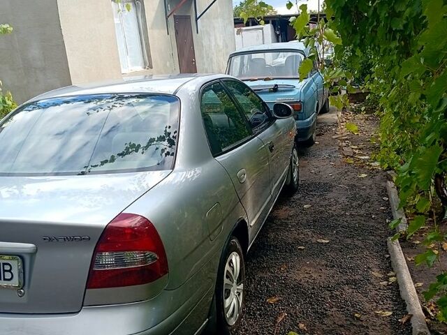 Деу Нубіра 2002 у Ширяеве на Automoto.ua Сірий Деу Нубіра, об'ємом двигуна 2 л та пробігом 0 тис. км за 1800 $, фото 2 на Automoto.ua