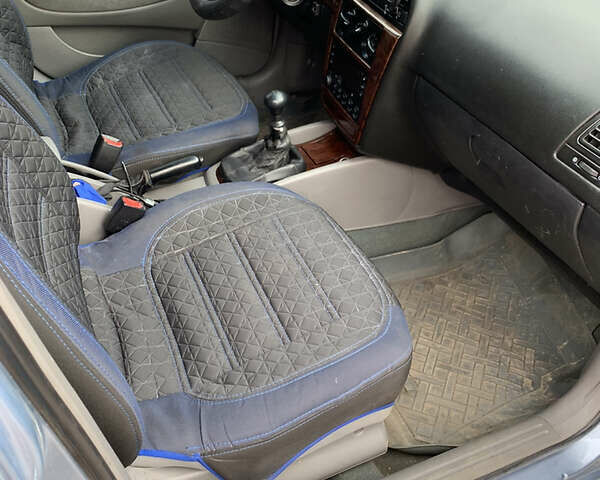 Серый Дэу Нубира, объемом двигателя 2 л и пробегом 258 тыс. км за 2900 $, фото 12 на Automoto.ua