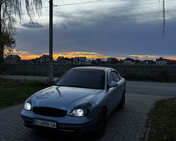 Серый Дэу Нубира, объемом двигателя 1.6 л и пробегом 500 тыс. км за 1700 $, фото 1 на Automoto.ua