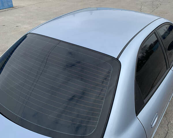 Серый Дэу Нубира, объемом двигателя 2 л и пробегом 258 тыс. км за 2900 $, фото 1 на Automoto.ua