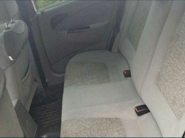 Серый Дэу Нубира, объемом двигателя 2 л и пробегом 300 тыс. км за 3000 $, фото 3 на Automoto.ua