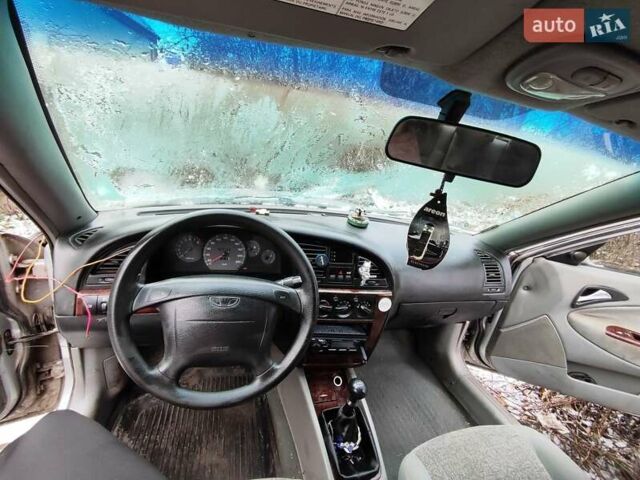 Серый Дэу Нубира, объемом двигателя 2 л и пробегом 260 тыс. км за 2000 $, фото 1 на Automoto.ua