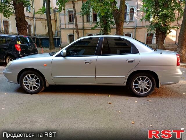 Серый Дэу Нубира, объемом двигателя 2 л и пробегом 200 тыс. км за 3400 $, фото 3 на Automoto.ua