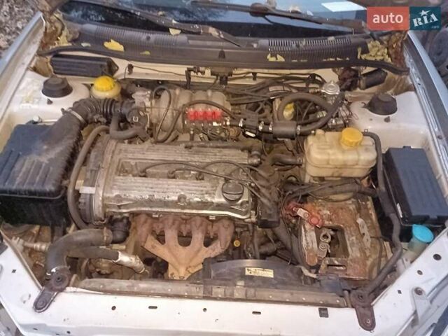 Сірий Деу Нубіра, об'ємом двигуна 1.6 л та пробігом 379 тис. км за 1700 $, фото 4 на Automoto.ua