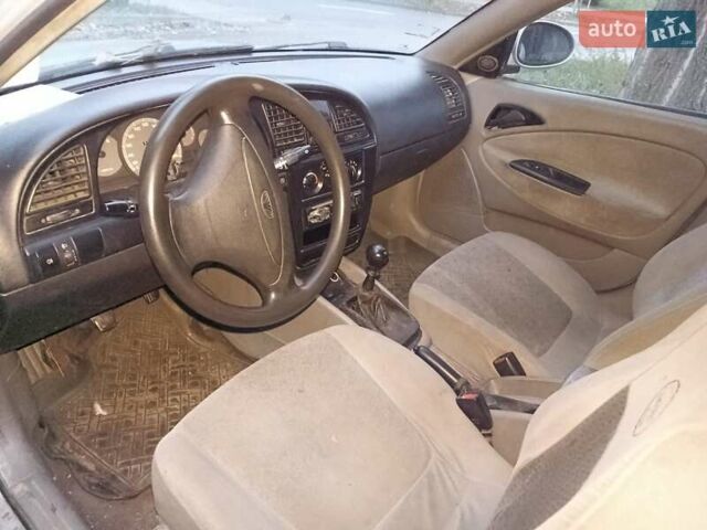 Сірий Деу Нубіра, об'ємом двигуна 1.6 л та пробігом 379 тис. км за 1700 $, фото 6 на Automoto.ua