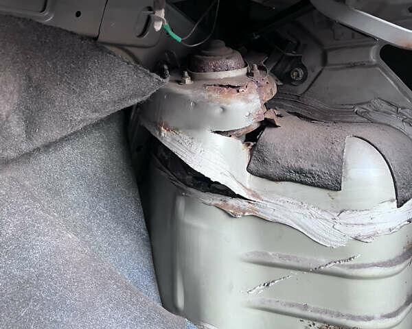Сірий Деу Нубіра, об'ємом двигуна 2 л та пробігом 249 тис. км за 2000 $, фото 9 на Automoto.ua