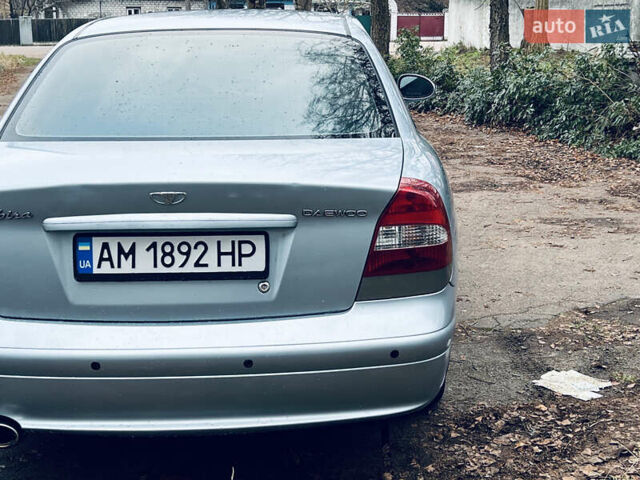 Серый Дэу Нубира, объемом двигателя 2 л и пробегом 280 тыс. км за 2200 $, фото 5 на Automoto.ua