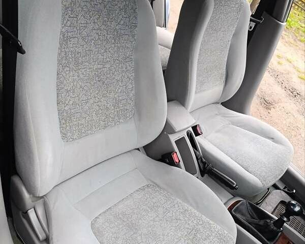 Сірий Деу Нубіра, об'ємом двигуна 2.02 л та пробігом 300 тис. км за 2500 $, фото 3 на Automoto.ua