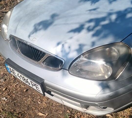 Серый Дэу Нубира, объемом двигателя 2 л и пробегом 290 тыс. км за 900 $, фото 2 на Automoto.ua