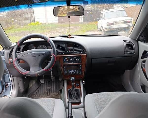 Сірий Деу Нубіра, об'ємом двигуна 2.02 л та пробігом 300 тис. км за 2500 $, фото 5 на Automoto.ua