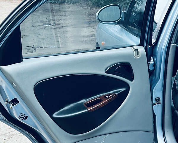 Серый Дэу Нубира, объемом двигателя 2 л и пробегом 280 тыс. км за 2200 $, фото 19 на Automoto.ua