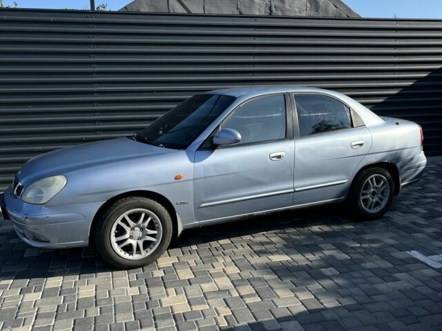 Серый Дэу Нубира, объемом двигателя 2 л и пробегом 250 тыс. км за 1500 $, фото 2 на Automoto.ua