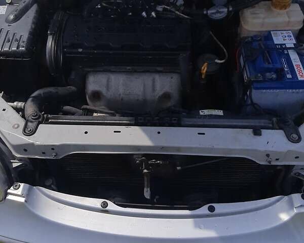 Серый Дэу Нубира, объемом двигателя 2 л и пробегом 171 тыс. км за 3200 $, фото 2 на Automoto.ua