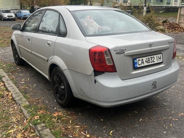 Деу Нубіра 2005 у Павлограде на Automoto.ua Сірий Деу Нубіра, об'ємом двигуна 1.6 л та пробігом 168 тис. км за 1496 $, фото 4 на Automoto.ua
