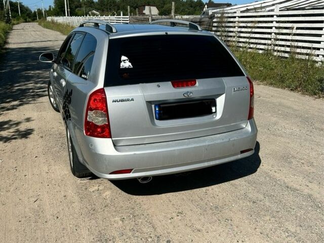 Дэу Нубира 2005 в Вышгороде на Automoto.ua Серый Дэу Нубира, объемом двигателя 1.8 л и пробегом 260 тыс. км за 3100 $, фото 5 на Automoto.ua