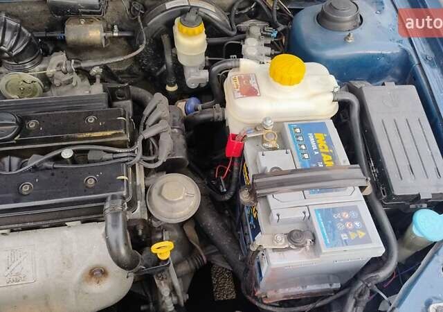 Синій Деу Нубіра, об'ємом двигуна 2 л та пробігом 180 тис. км за 2999 $, фото 42 на Automoto.ua