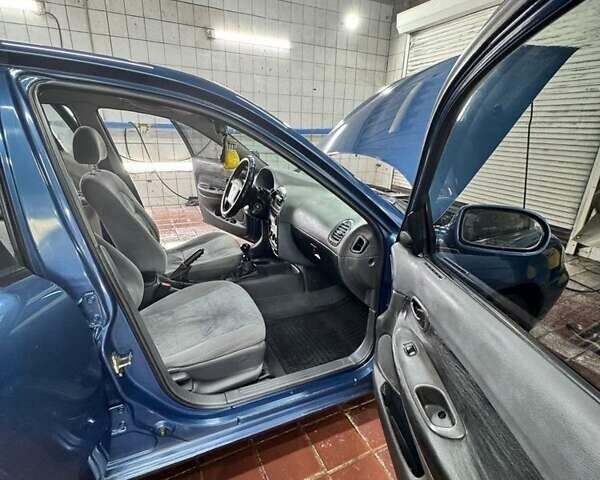 Синий Дэу Нубира, объемом двигателя 1.6 л и пробегом 268 тыс. км за 2400 $, фото 9 на Automoto.ua
