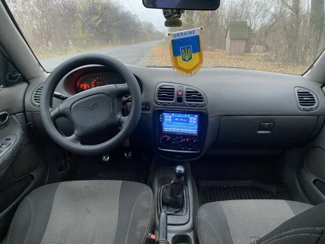 Синій Деу Нубіра, об'ємом двигуна 1.6 л та пробігом 370 тис. км за 1000 $, фото 1 на Automoto.ua