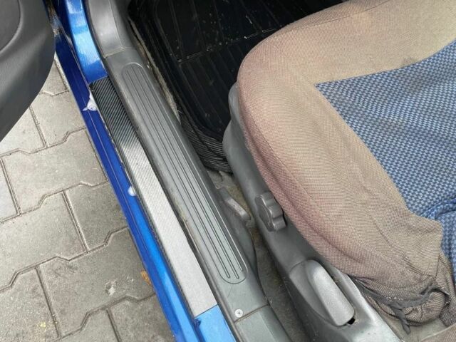 Синий Дэу Нубира, объемом двигателя 1.6 л и пробегом 444 тыс. км за 1900 $, фото 4 на Automoto.ua