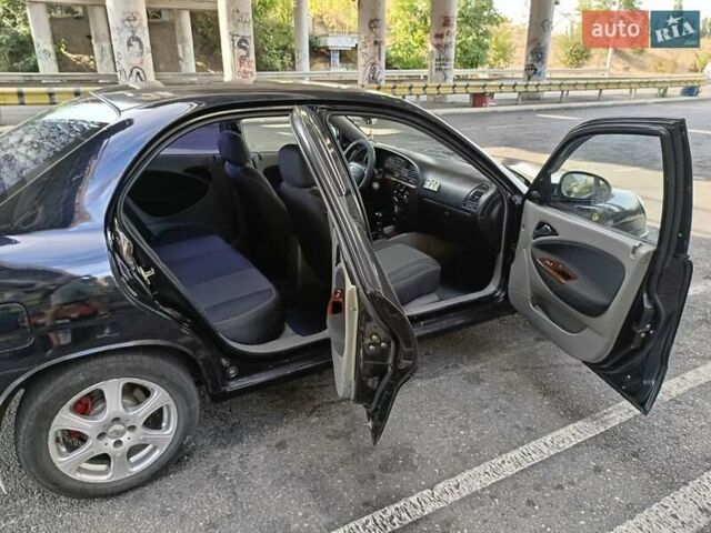Синий Дэу Нубира, объемом двигателя 2 л и пробегом 180 тыс. км за 3000 $, фото 5 на Automoto.ua