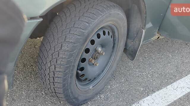 Зеленый Дэу Нубира, объемом двигателя 1.6 л и пробегом 168 тыс. км за 1500 $, фото 9 на Automoto.ua