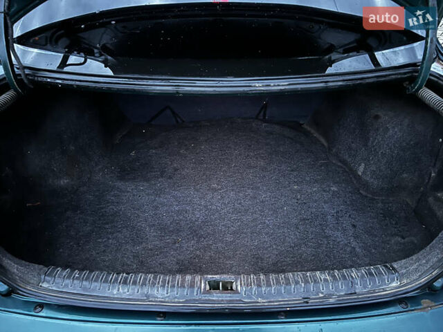 Зеленый Дэу Нубира, объемом двигателя 1.6 л и пробегом 250 тыс. км за 1200 $, фото 8 на Automoto.ua