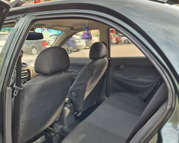 Зеленый Дэу Нубира, объемом двигателя 2 л и пробегом 220 тыс. км за 2200 $, фото 10 на Automoto.ua