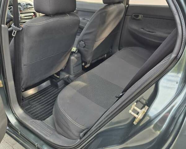 Зеленый Дэу Нубира, объемом двигателя 2 л и пробегом 220 тыс. км за 2200 $, фото 21 на Automoto.ua