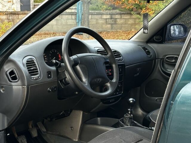 Зеленый Дэу Нубира, объемом двигателя 1.6 л и пробегом 255 тыс. км за 1599 $, фото 9 на Automoto.ua