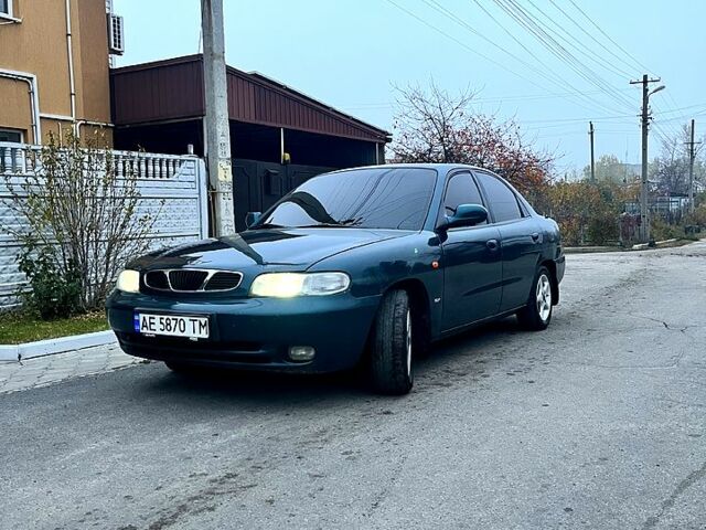 Зеленый Дэу Нубира, объемом двигателя 1.6 л и пробегом 246 тыс. км за 1800 $, фото 3 на Automoto.ua