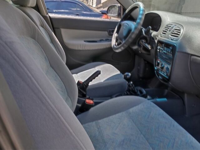 Дэу Нубира 1998 в Никополе на Automoto.ua Зеленый Дэу Нубира, объемом двигателя 1.6 л и пробегом 240 тыс. км за 2200 $, фото 3 на Automoto.ua