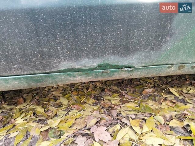 Деу Нубіра 1998 у Кременчуге на Automoto.ua Зелений Деу Нубіра, об'ємом двигуна 1.6 л та пробігом 345 тис. км за 1200 $, фото 8 на Automoto.ua