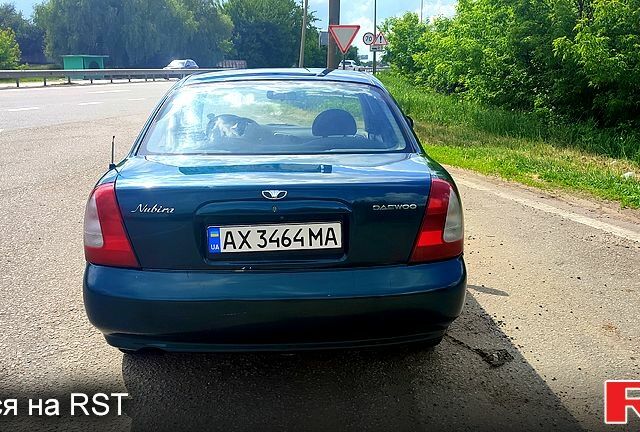 Зеленый Дэу Нубира, объемом двигателя 1.6 л и пробегом 280 тыс. км за 1300 $, фото 1 на Automoto.ua