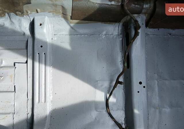 Зеленый Дэу Нубира, объемом двигателя 1.6 л и пробегом 500 тыс. км за 1600 $, фото 3 на Automoto.ua