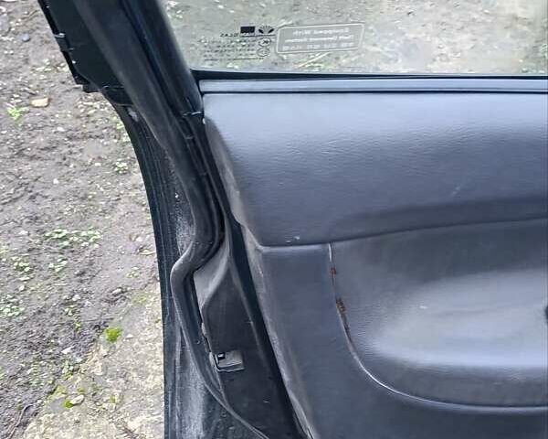 Зеленый Дэу Нубира, объемом двигателя 1.6 л и пробегом 375 тыс. км за 1200 $, фото 8 на Automoto.ua