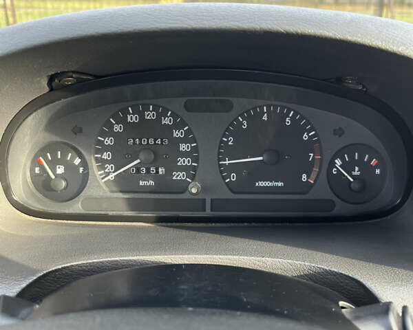 Зелений Деу Нубіра, об'ємом двигуна 1.6 л та пробігом 210 тис. км за 1500 $, фото 4 на Automoto.ua