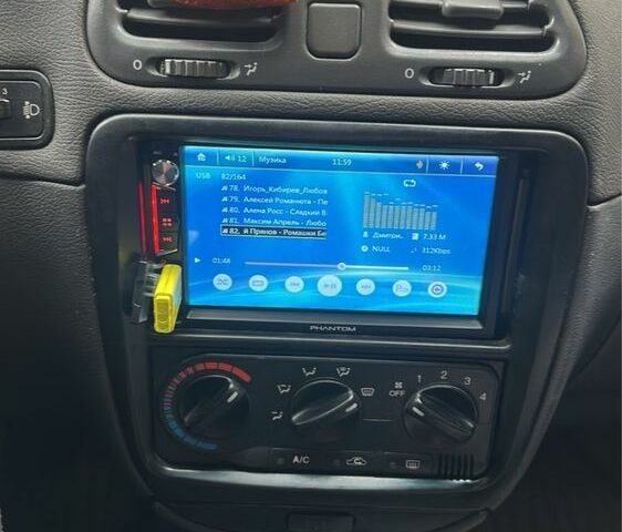 Зелений Деу Нубіра, об'ємом двигуна 1.6 л та пробігом 300 тис. км за 1750 $, фото 4 на Automoto.ua