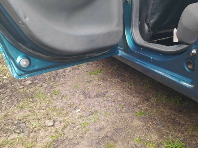 Зеленый Дэу Нубира, объемом двигателя 1.6 л и пробегом 340 тыс. км за 1500 $, фото 12 на Automoto.ua