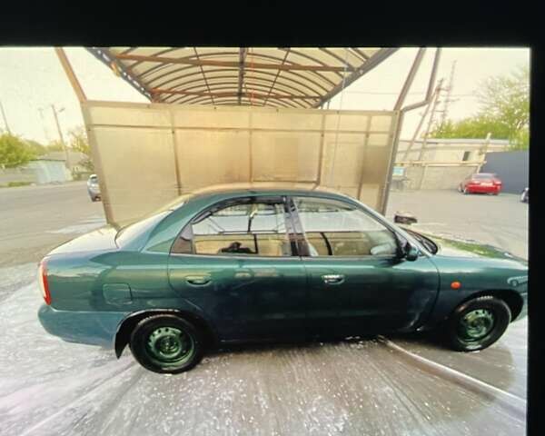 Зеленый Дэу Нубира, объемом двигателя 1.6 л и пробегом 280 тыс. км за 1950 $, фото 5 на Automoto.ua