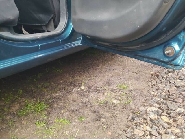 Зеленый Дэу Нубира, объемом двигателя 1.6 л и пробегом 340 тыс. км за 1500 $, фото 7 на Automoto.ua