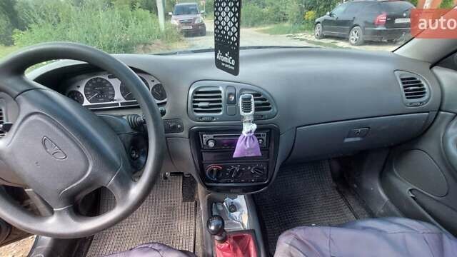 Зеленый Дэу Нубира, объемом двигателя 0 л и пробегом 258 тыс. км за 900 $, фото 6 на Automoto.ua