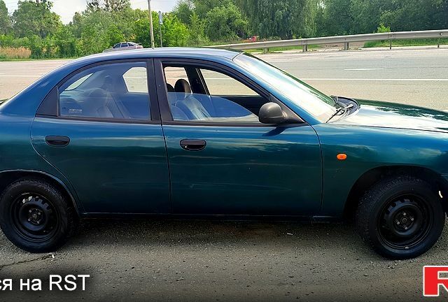 Зеленый Дэу Нубира, объемом двигателя 1.6 л и пробегом 280 тыс. км за 1300 $, фото 2 на Automoto.ua