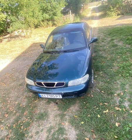 Зеленый Дэу Нубира, объемом двигателя 1.6 л и пробегом 350 тыс. км за 1300 $, фото 5 на Automoto.ua