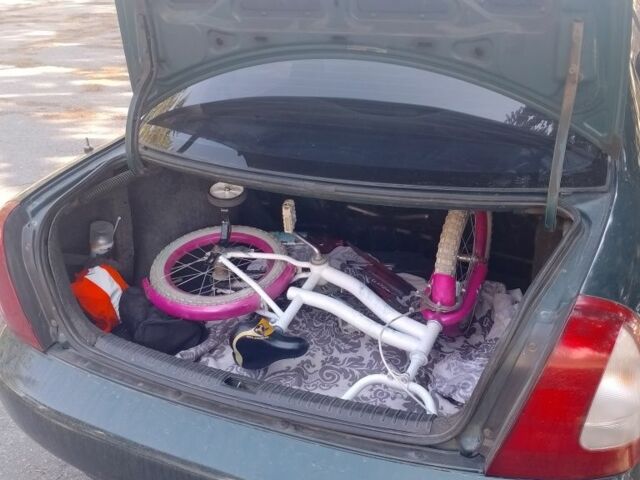 Зеленый Дэу Нубира, объемом двигателя 1.6 л и пробегом 230 тыс. км за 1999 $, фото 5 на Automoto.ua