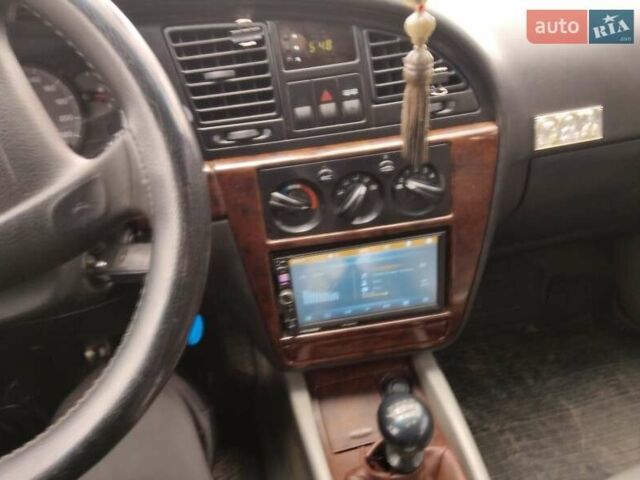 Дэу Нубира 2003 в Запорожье на Automoto.ua Зеленый Дэу Нубира, объемом двигателя 2 л и пробегом 260 тыс. км за 2600 $, фото 1 на Automoto.ua