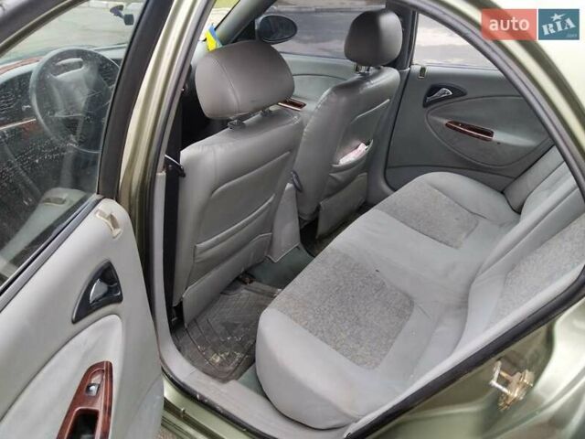 Дэу Нубира 2003 в Запорожье на Automoto.ua Зеленый Дэу Нубира, объемом двигателя 2 л и пробегом 260 тыс. км за 2600 $, фото 2 на Automoto.ua