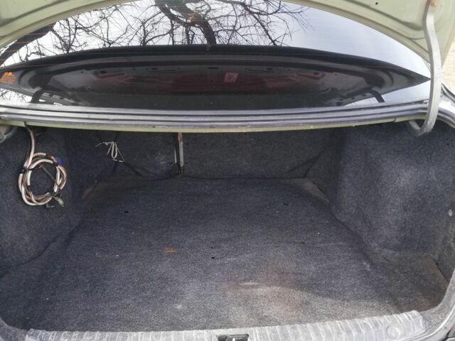 Деу Нубіра 2003 у Сумах на Automoto.ua Зелений Деу Нубіра, об'ємом двигуна 2 л та пробігом 3 тис. км за 3000 $, фото 5 на Automoto.ua