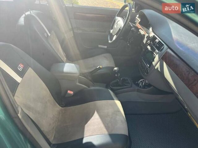 Зеленый Дэу Нубира, объемом двигателя 1.6 л и пробегом 256 тыс. км за 4000 $, фото 2 на Automoto.ua