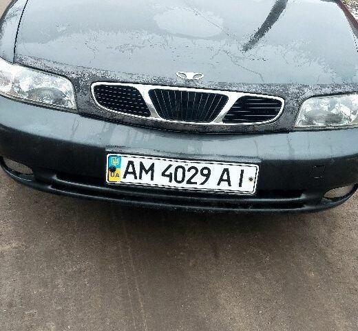 Зеленый Дэу Нубира, объемом двигателя 1.6 л и пробегом 1 тыс. км за 1550 $, фото 4 на Automoto.ua
