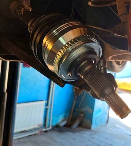 Зеленый Дэу Нубира, объемом двигателя 2 л и пробегом 240 тыс. км за 2000 $, фото 2 на Automoto.ua